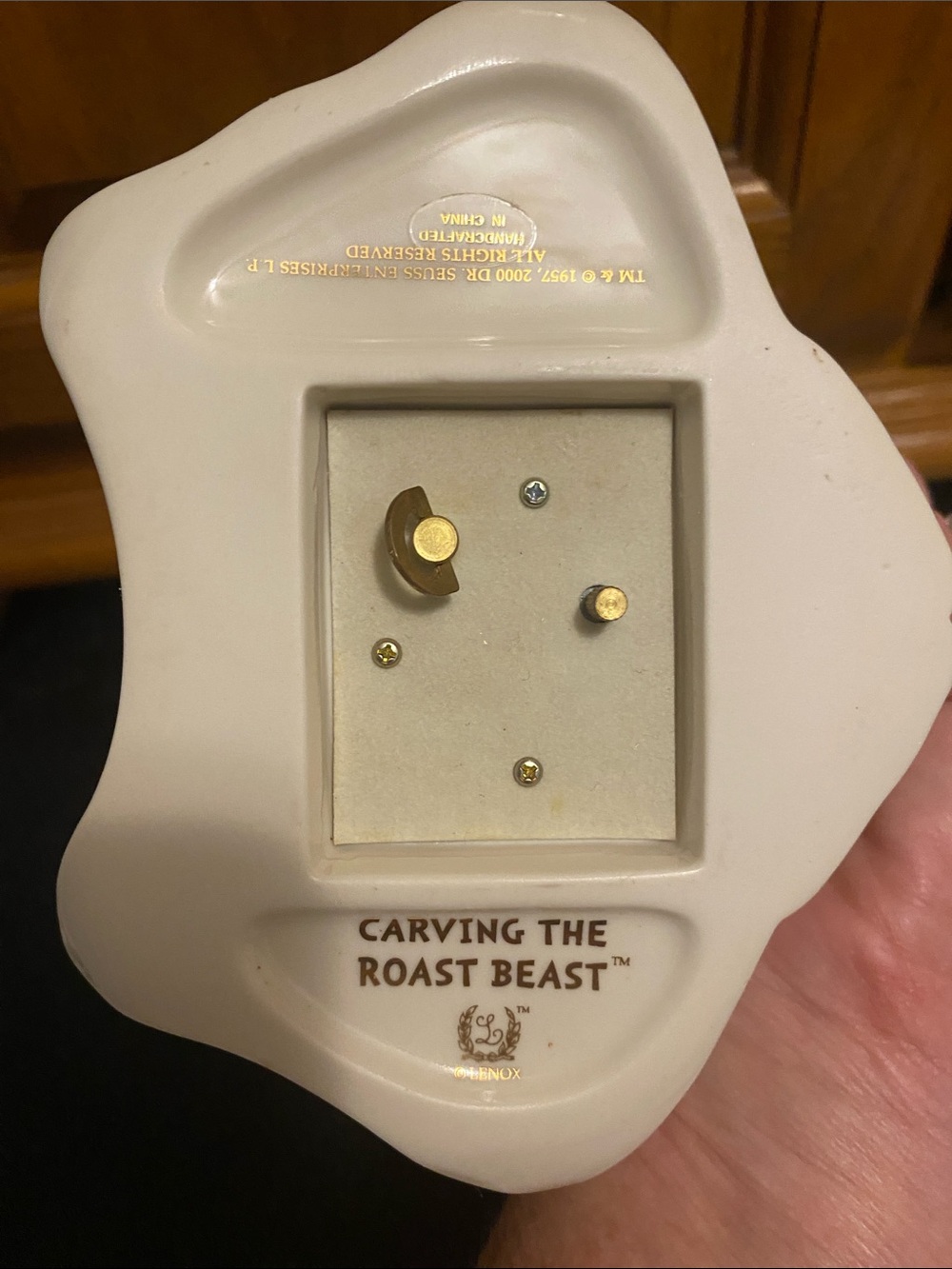 LENOX “Carving the Roast Beast” Figurine. PLEASE read description. - Picture 6 of 7